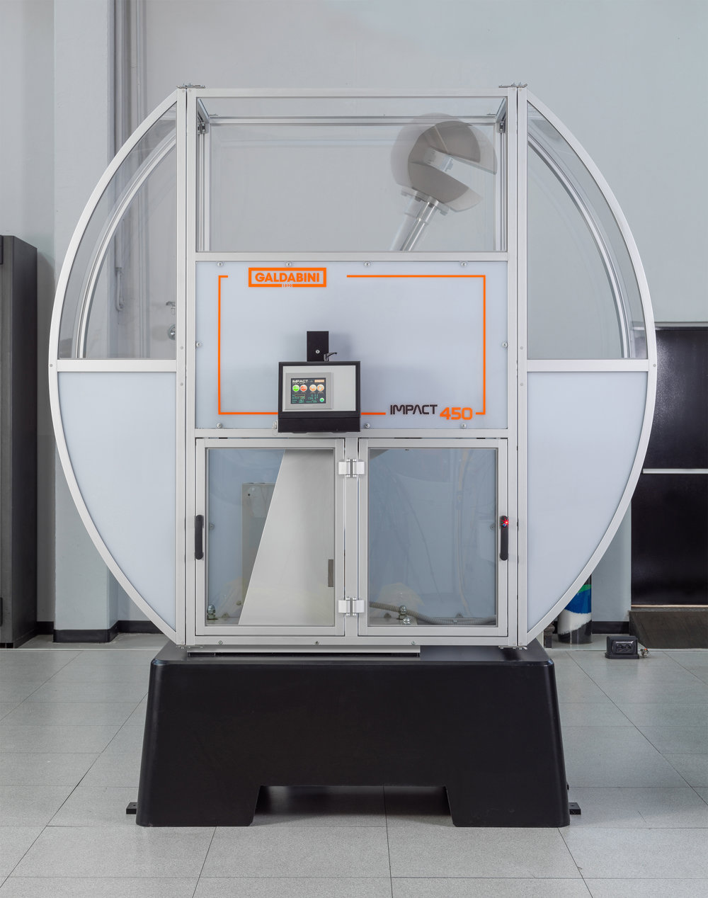 Nouveaux développements pour les pendules à choc pour essais Charpy et Izod