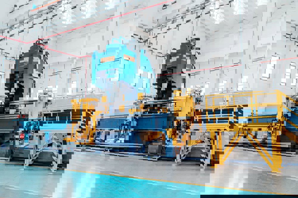 Redresseuse Heavy Duty: précision et automatisation dans l'usinage des matériaux complexes